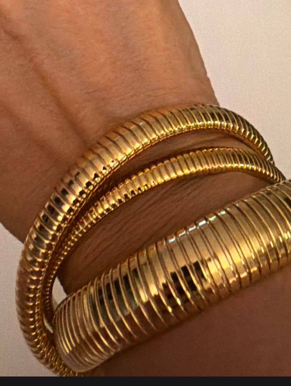 Janis Savitt Triple Cobra Bracelet (gold)